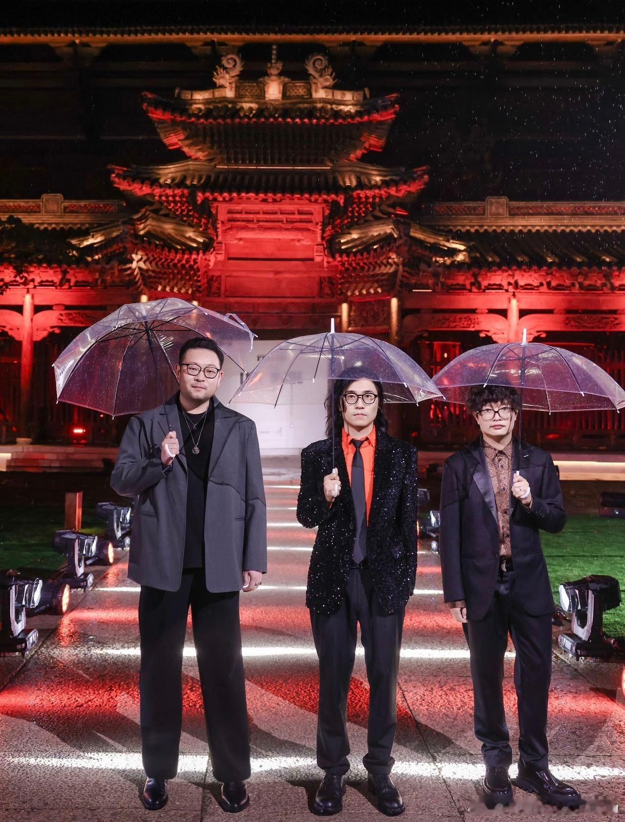 北京钻石音乐嘉年华正式预售5.1 热血开躁日：流行摇滚×独立乐队大张伟、八三夭、