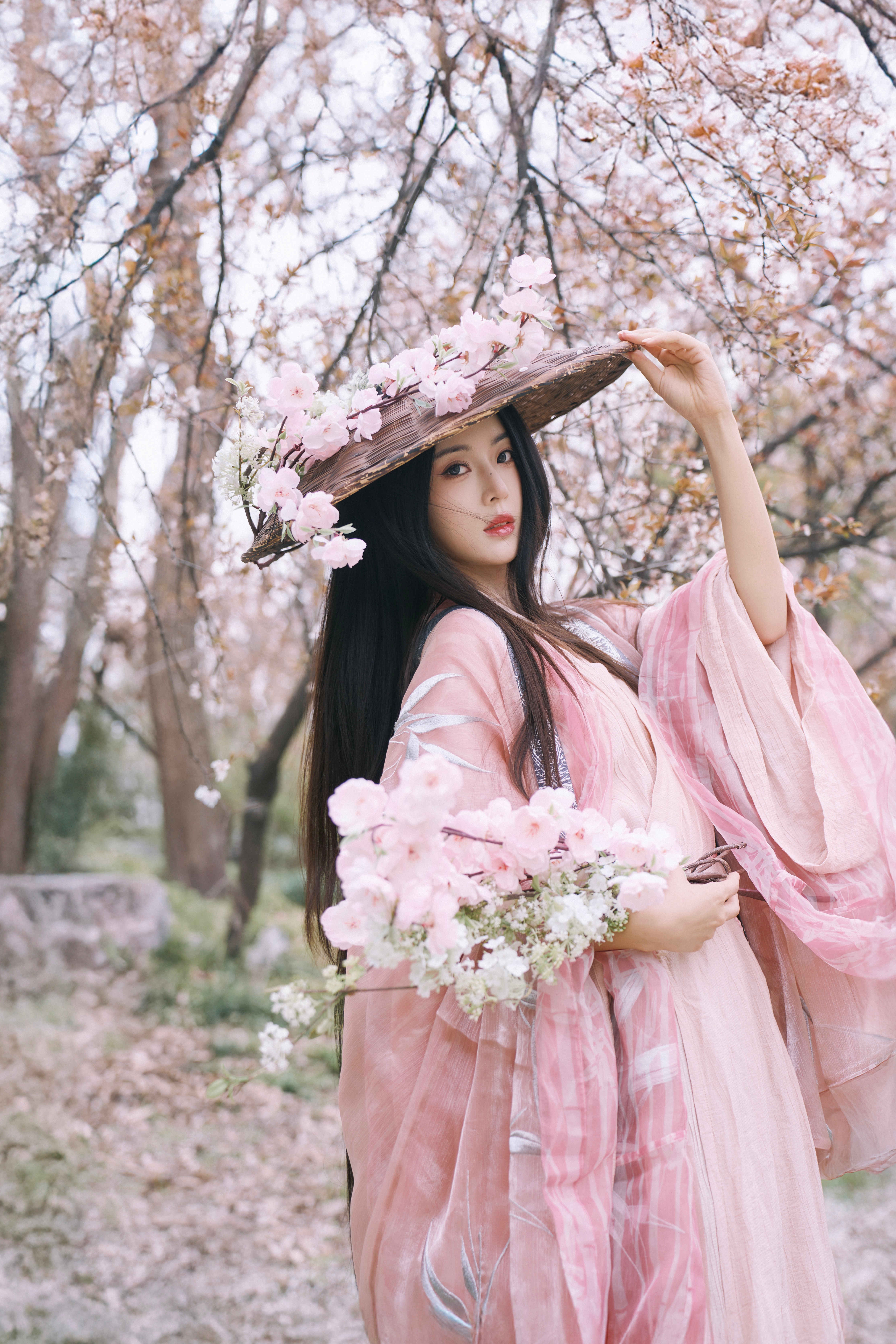 桃花树下桃花仙 