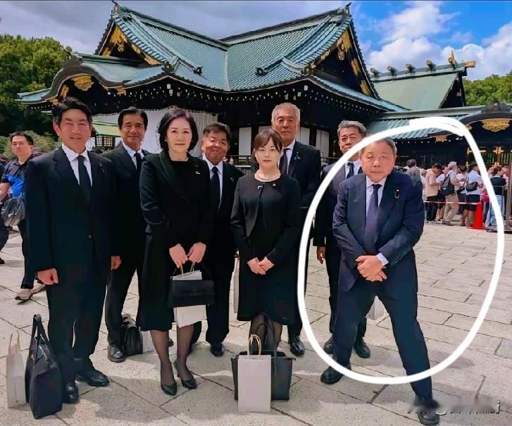 这小子又出来作妖了。
石平(太郎)是全体中国同胞深恶痛绝、恨之入骨的日籍华人，他