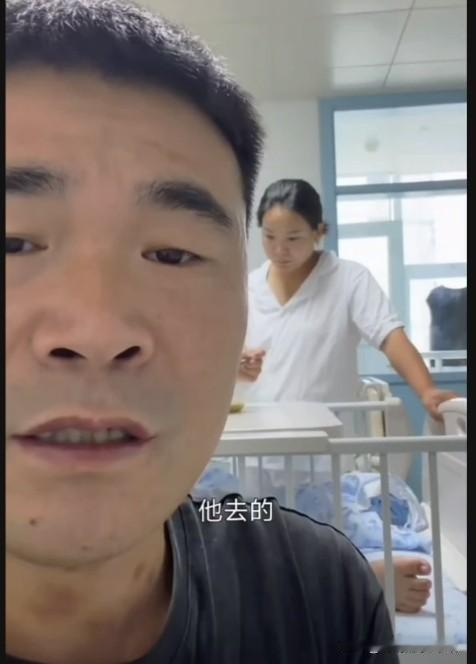 小故事！
    李家 这回在视频里，没有说老壳子，连半句不好听的话，半熟 怕把