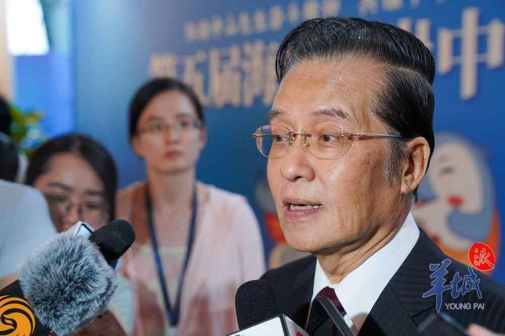 国民党副主席张荣恭直言不统一就没有和平，3月29日专访原话全文曝光。

他深耕两