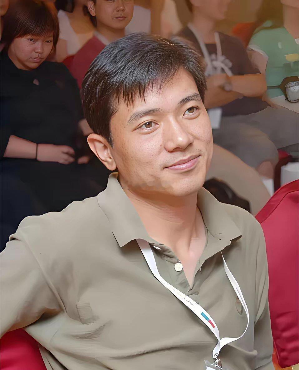 年轻时候的商业大佬们如果当年有女孩子遇上单身的他们会主动喜欢追求他们吗？ 