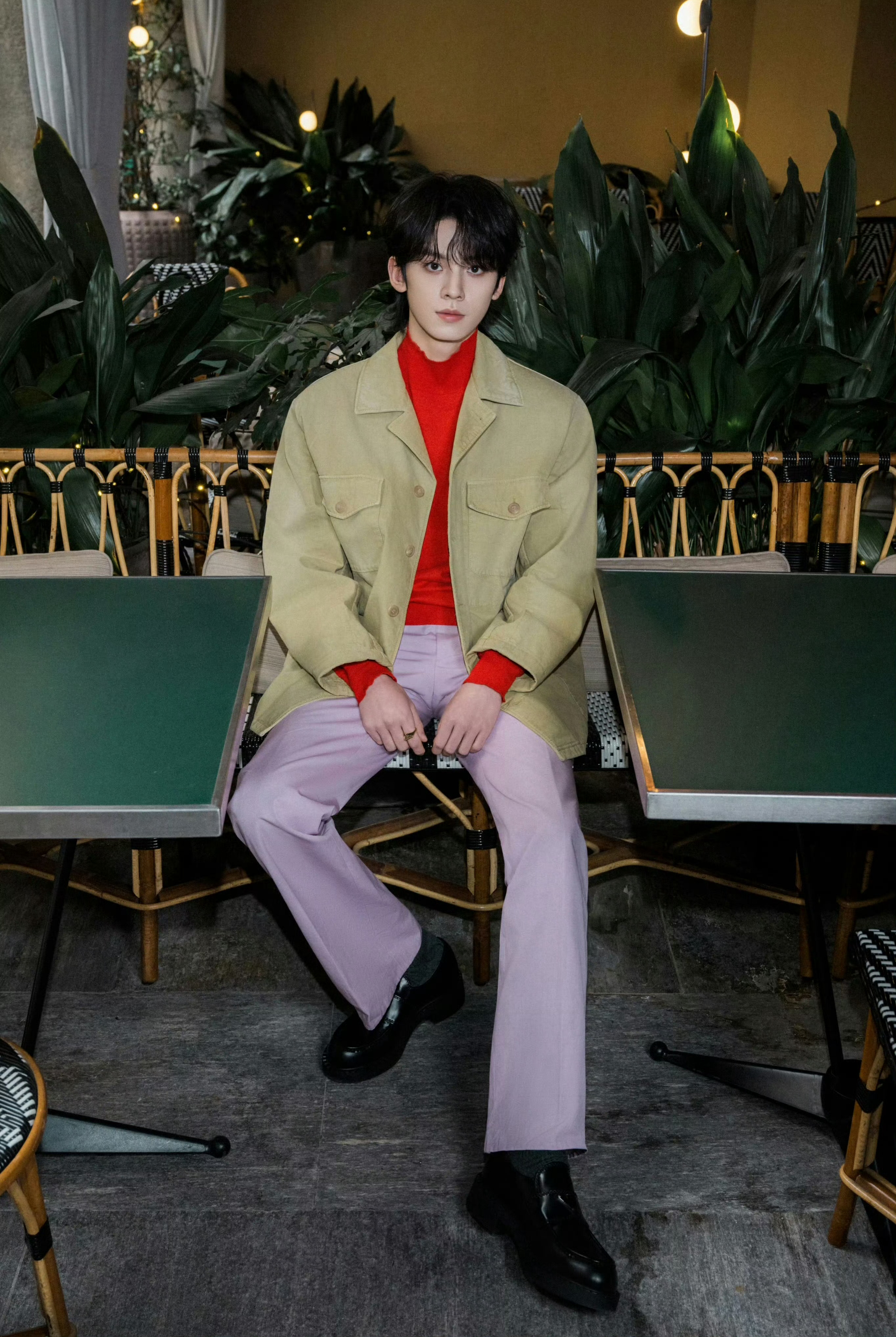 左航｜Prada大秀 左航亮相Prada 2026秋冬女装大秀，身着品牌2026