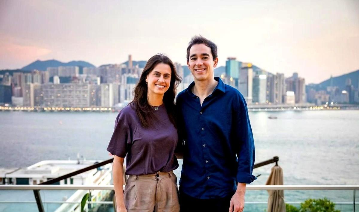 国乒真正的战斗，可能不在球台上。
莎莎累到靠在大迪肩上那一下，不是撒娇，是身体在