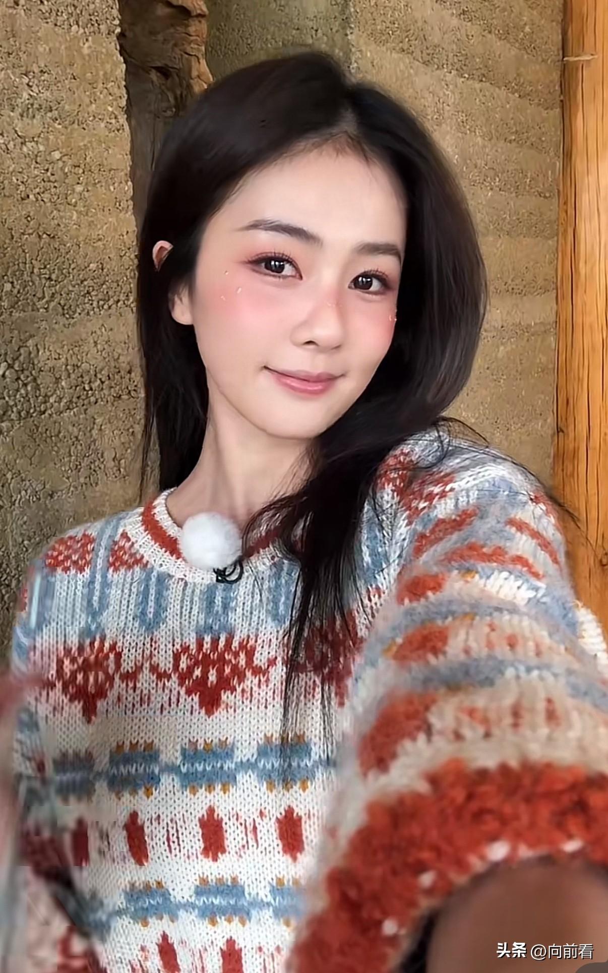 白鹿最终还是顶不住舆论压力，取消了泰国见面会！

说实在的，这就是一趟浑水，她应