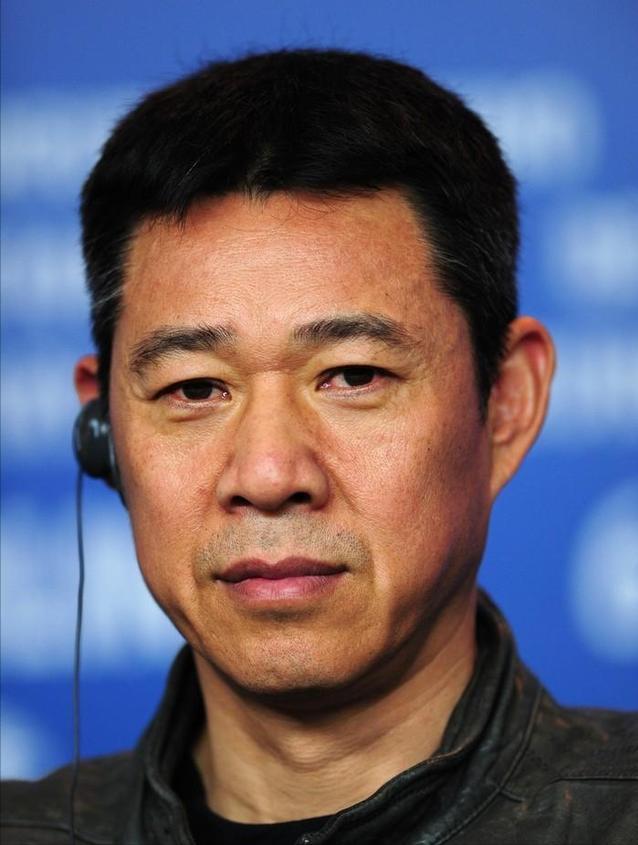 1991年演员张丰毅因为口角打了妻子吕丽萍一巴掌，吕丽萍伤心之余直接跟其办理了离