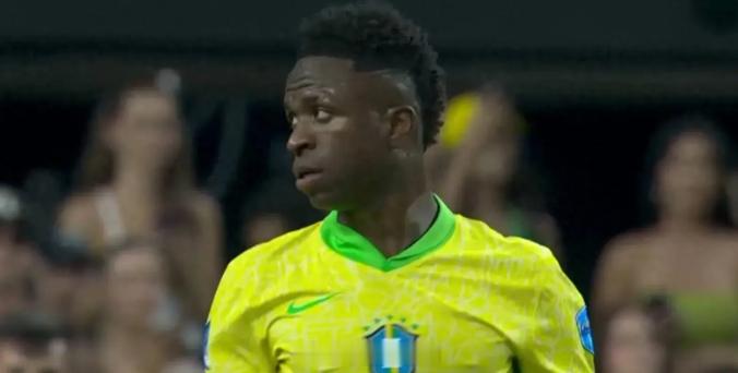 #巴拉圭1比4巴西# 北京时间2024年6月29日上午9点进行的，美洲杯小组赛D