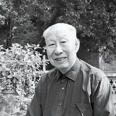 1943年，15个日本兵被围困在窑洞里，却不愿投降，八路军指战员却笑道：“不投降