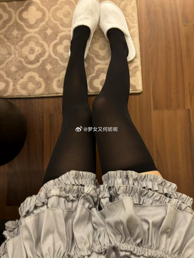好想吃蛋糕点心🥧 我忍住了 🥹 忍了就是瘦下来了 