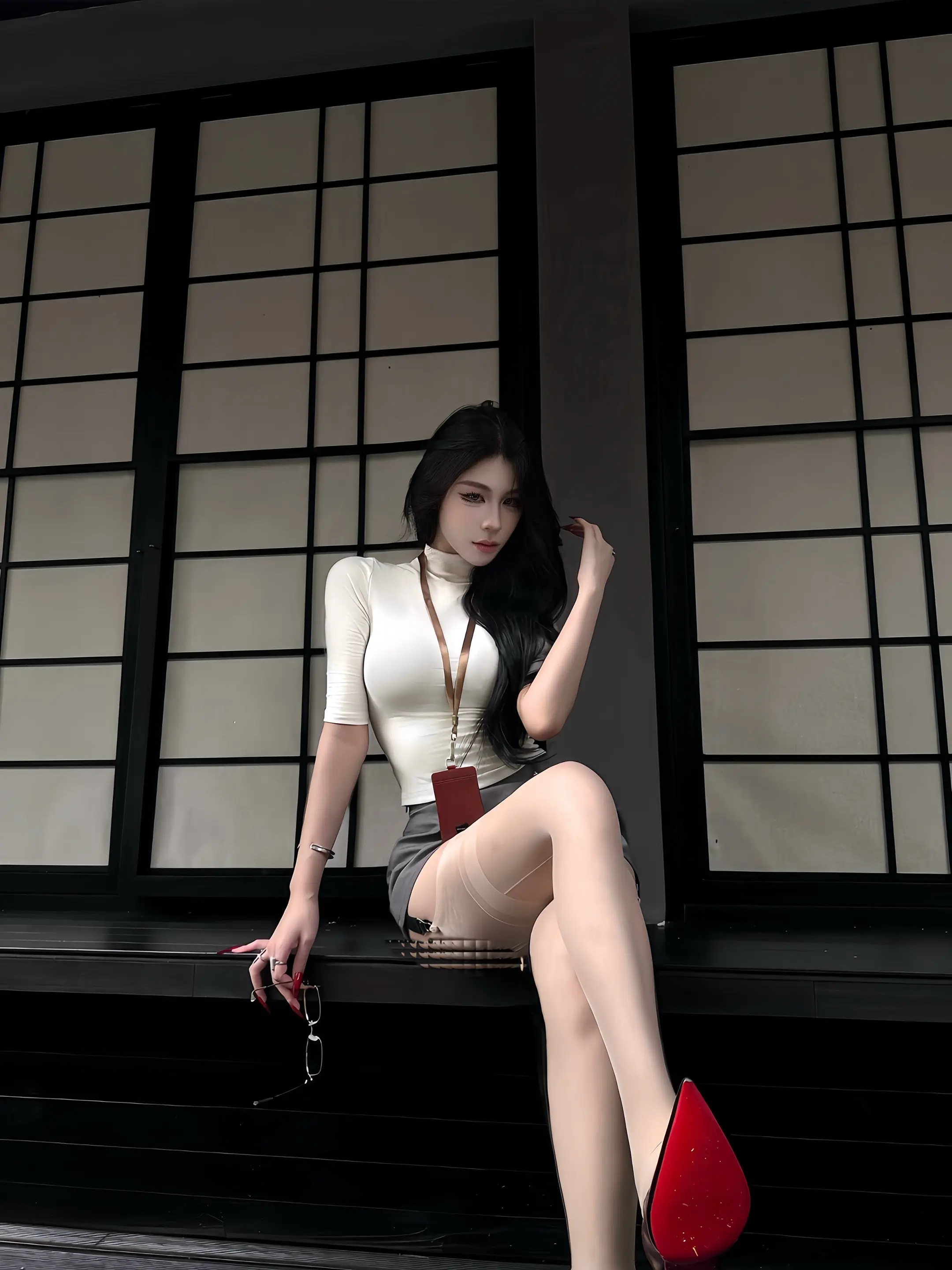 大千世界 谁要跟你这个蠢货计较一辈子