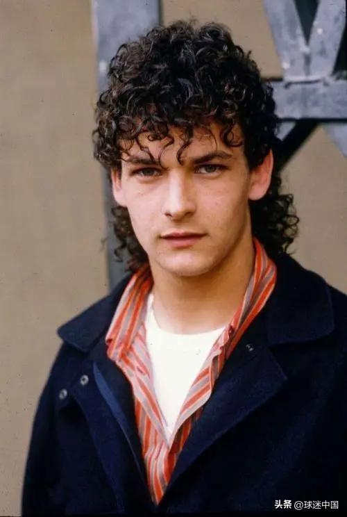 1996年，曾有人说西安女球迷受到巴乔礼遇———让巴乔停车下来，并且下车为那些女