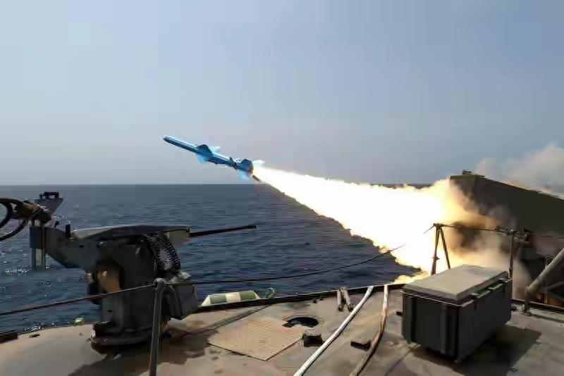 美伊擦枪走火，中国为何要捏把汗？

这年头的国际新闻，简直比电视剧还“抓马”。美