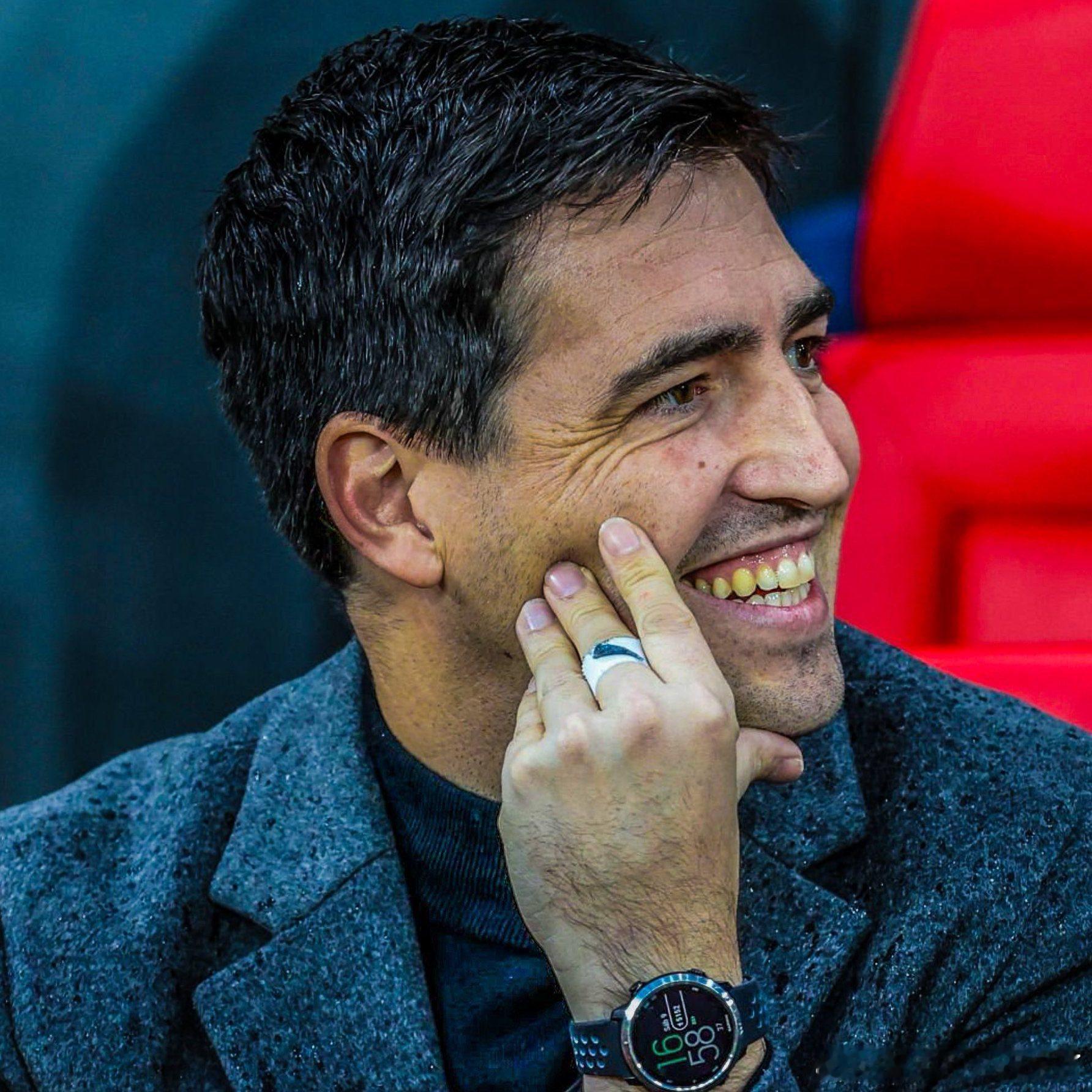 伊劳拉关于塞梅约时表示：