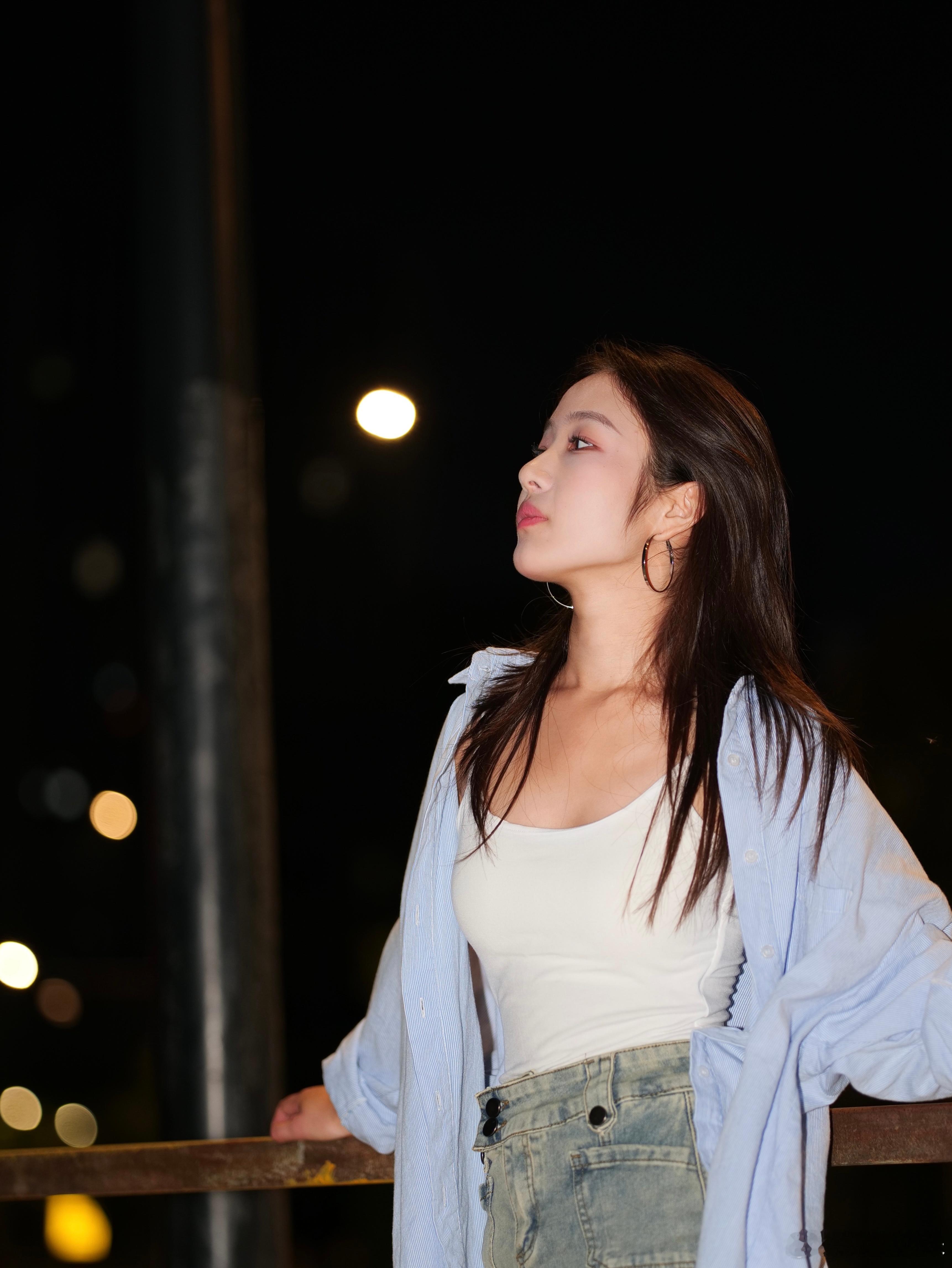 周末的短暂休息永远滞后感这么强，玩的时候没觉得怎么样，怎么一上班就开始觉得周末好