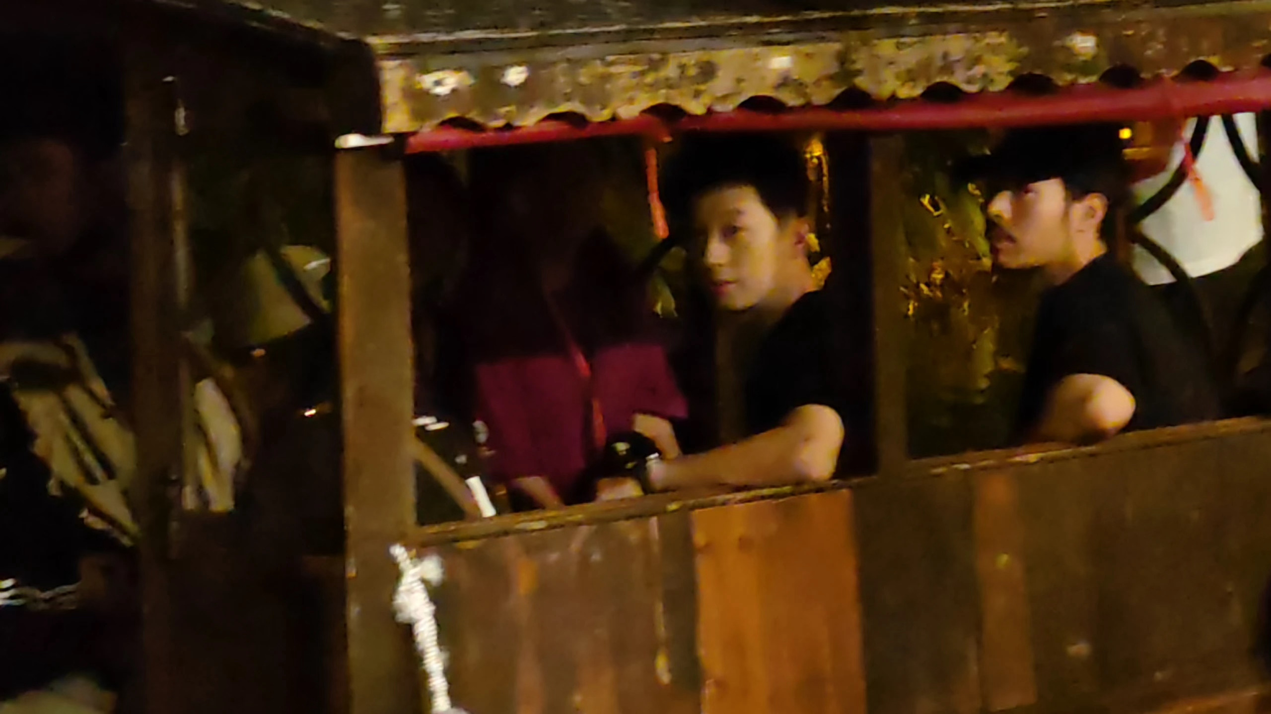 胡歌 马龙 同时在乌镇我的个签含金量最高的一天啊啊啊在修丽可门口和一亿粉丝一起等