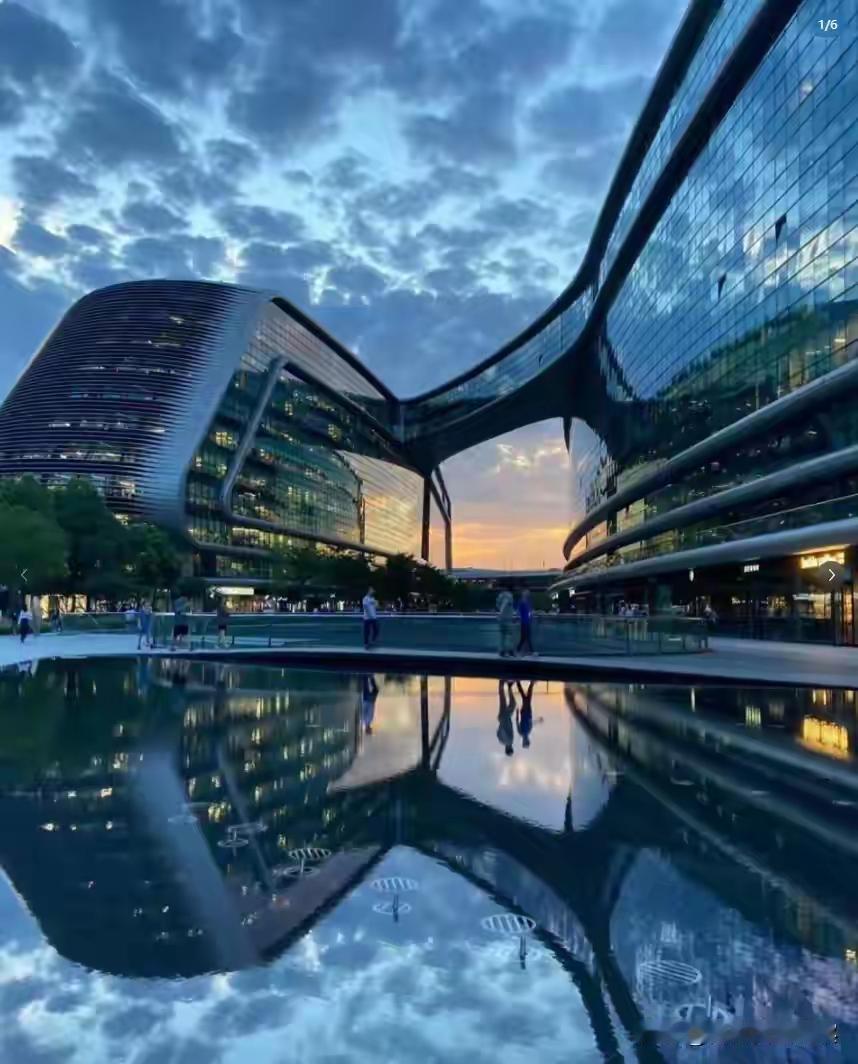 上海滩四君子日赚两亿神话破灭！国家重拳砸向携程，你的酒店房价和机票钱到底养肥了谁