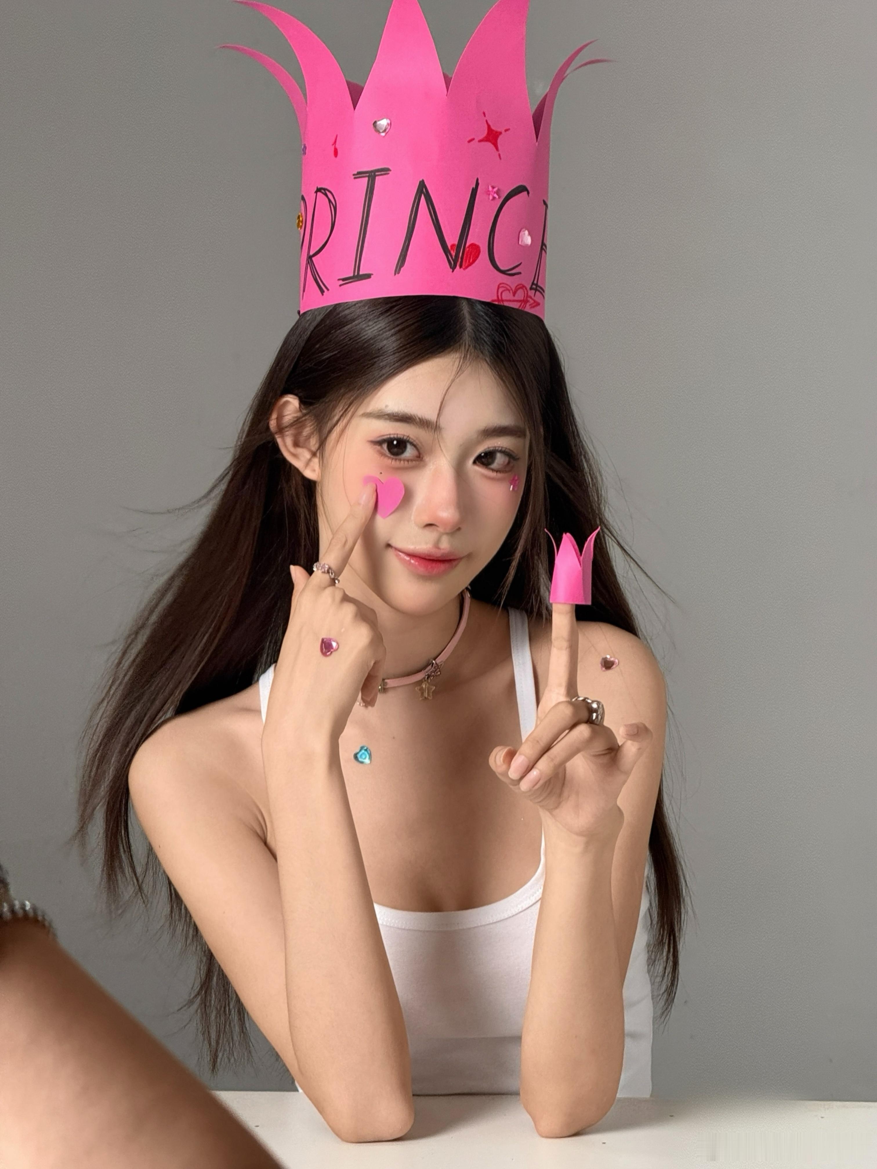 是甜妹儿～ ​​​