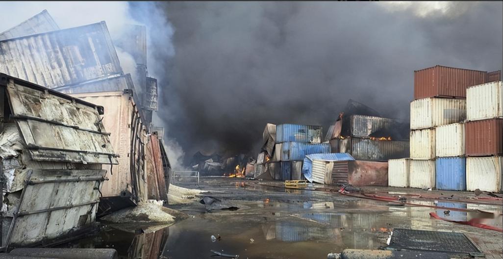 五船导弹“燃料盐”直奔伊朗港口！美国那边彻底急眼了，这回真不是闹着玩的。

这批