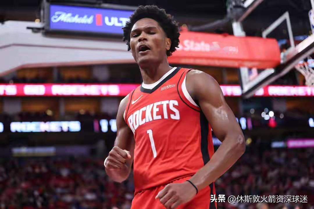 火箭针对阿门汤普森这个投篮问题应该赶紧以年薪1500万续约他，不会投篮的阿门汤普