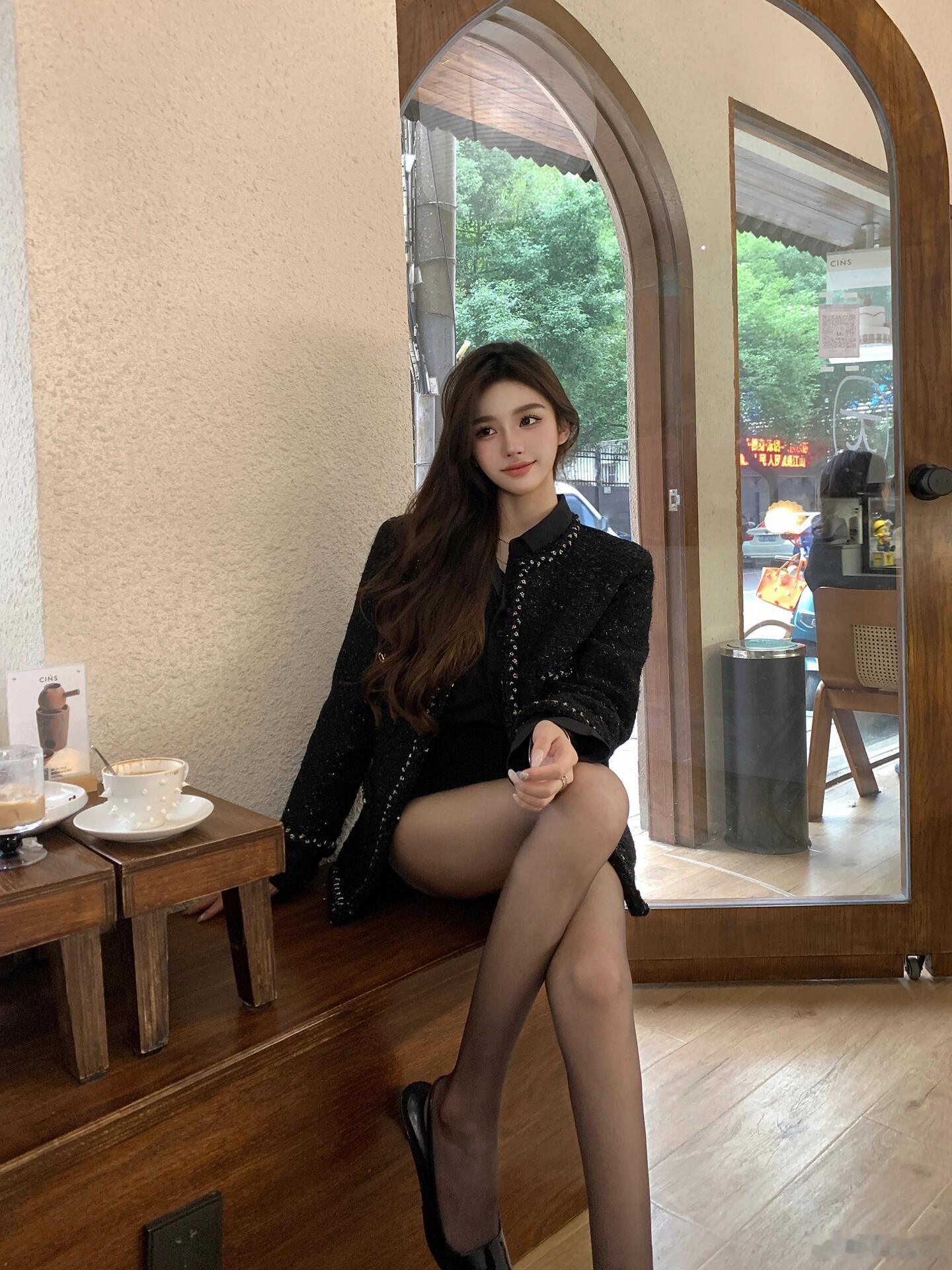 脸很容易看腻，但是感觉不会的 