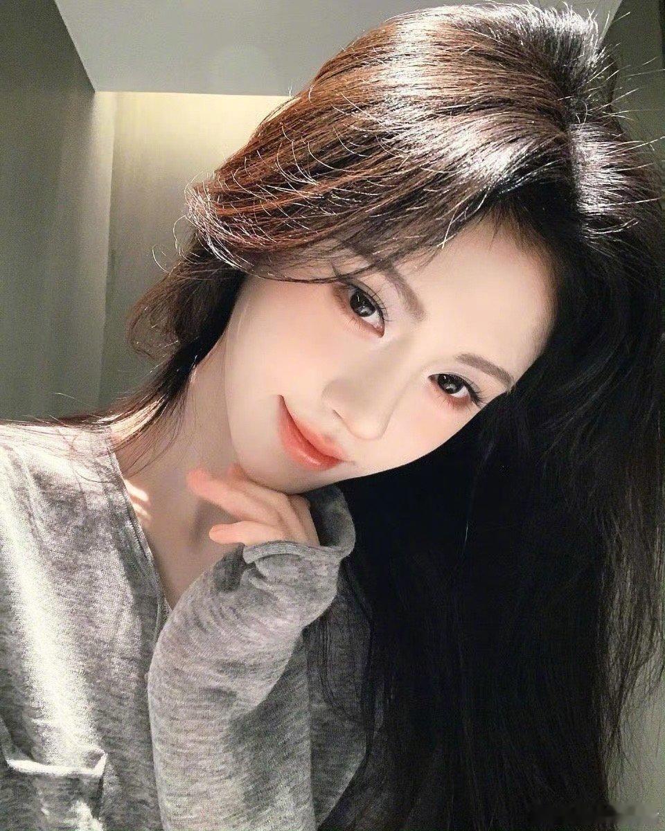 鞠婧祎姐姐真的好棒，期待解锁更多舞台哇！｜鞠婧祎[心] ​​​