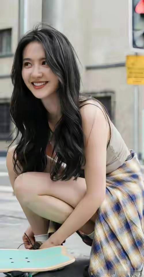 谁懂啊！许龄月1米72的身高，细腰长腿简直是行走的衣架！