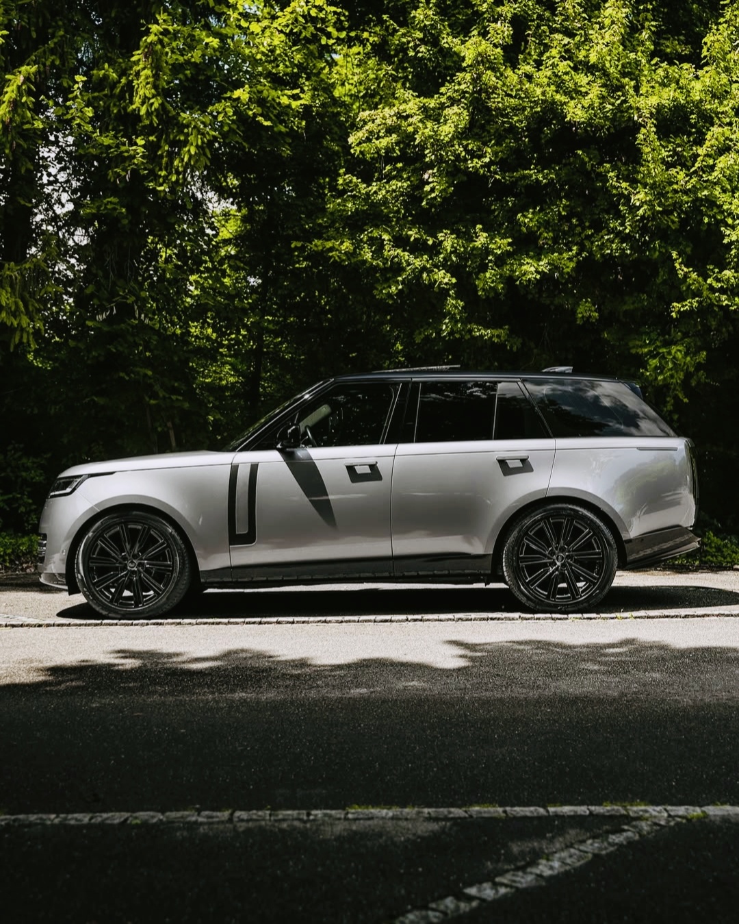 大揽胜的设计师去了奥迪？奥迪能不能翻身呢？Land Rover Range Ro