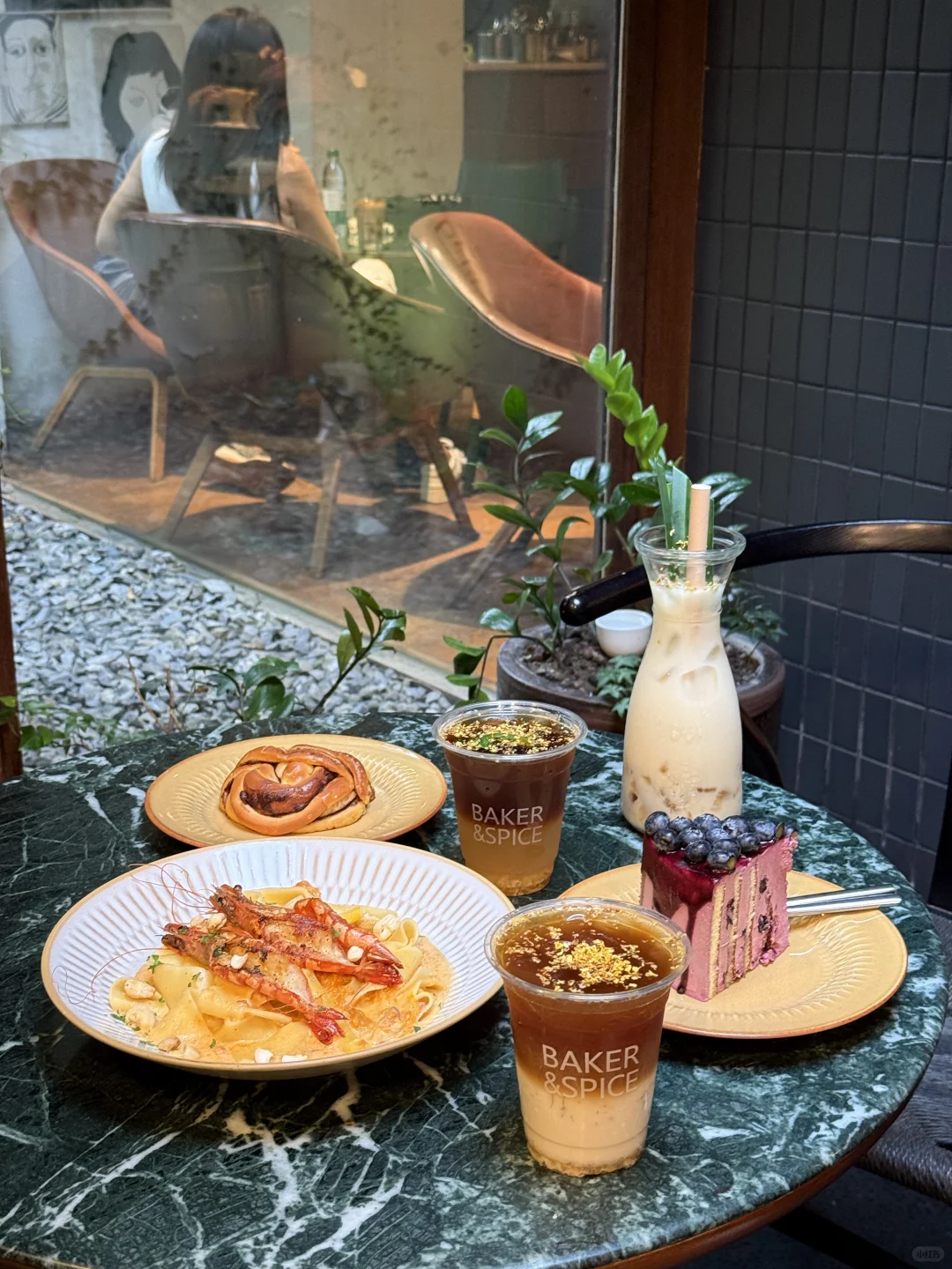 秋天的第一杯桂花拿铁带我入秋☕