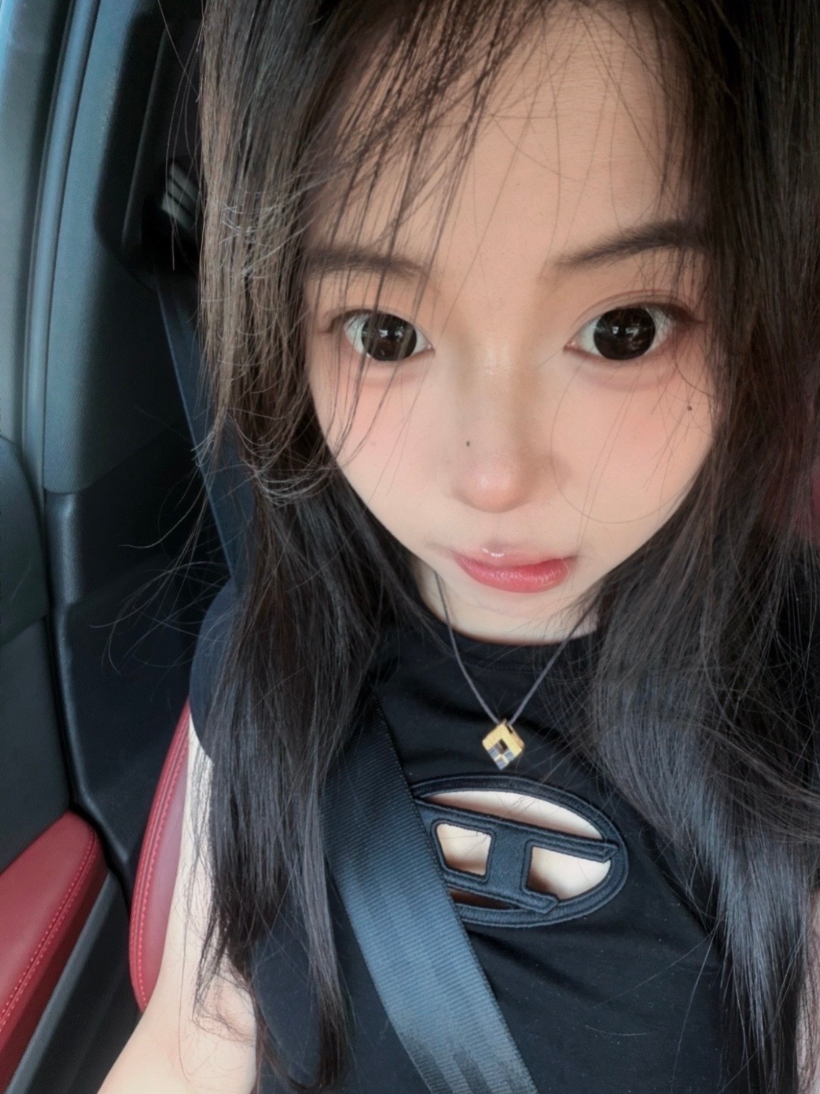 💡【训练➕饮食➕美甲】忙碌到现在，来分享一下今天的训练吧🤾🏻♀️今天是臀腿