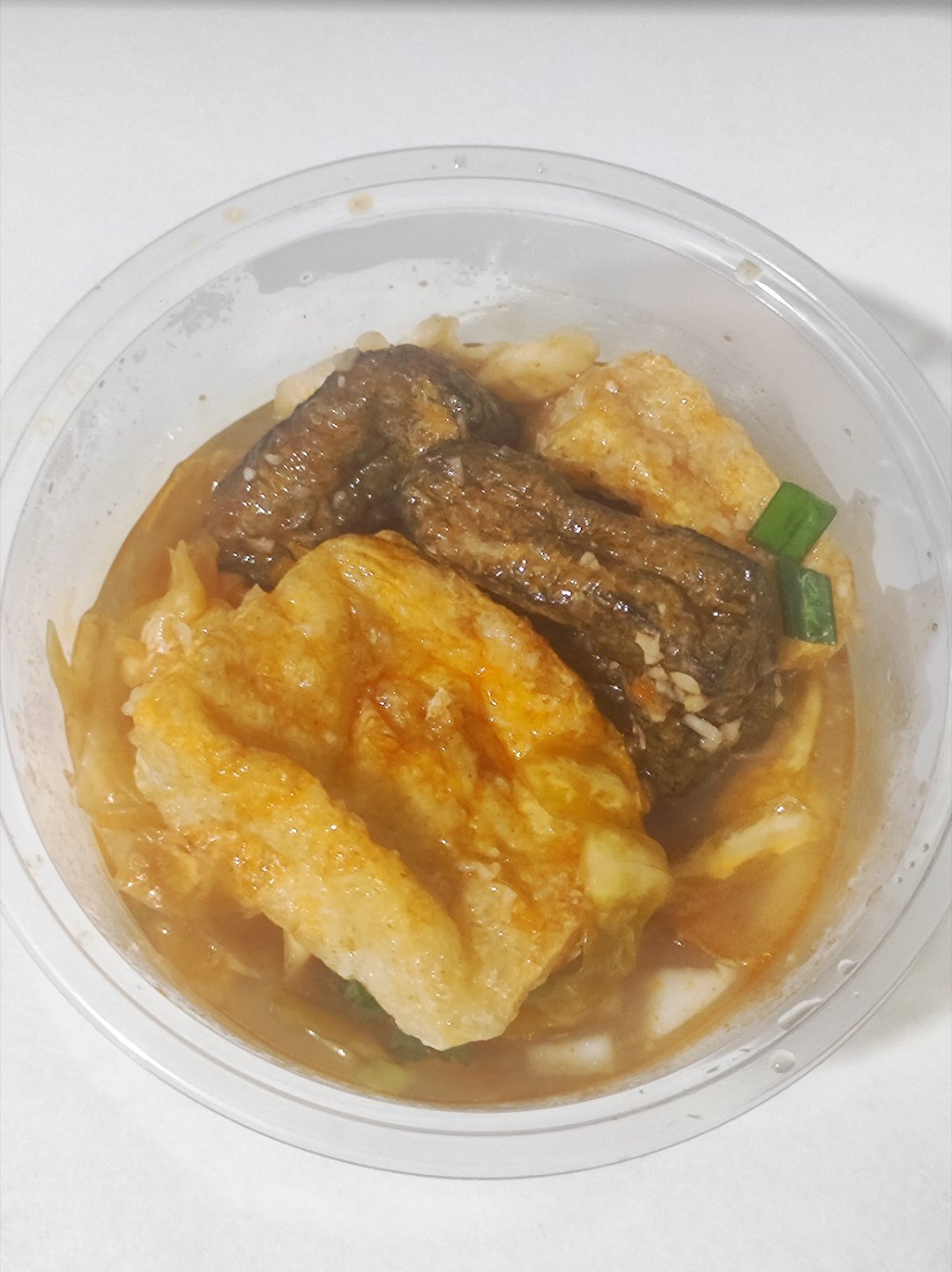 鞠婧祎周边市场 臭豆腐 