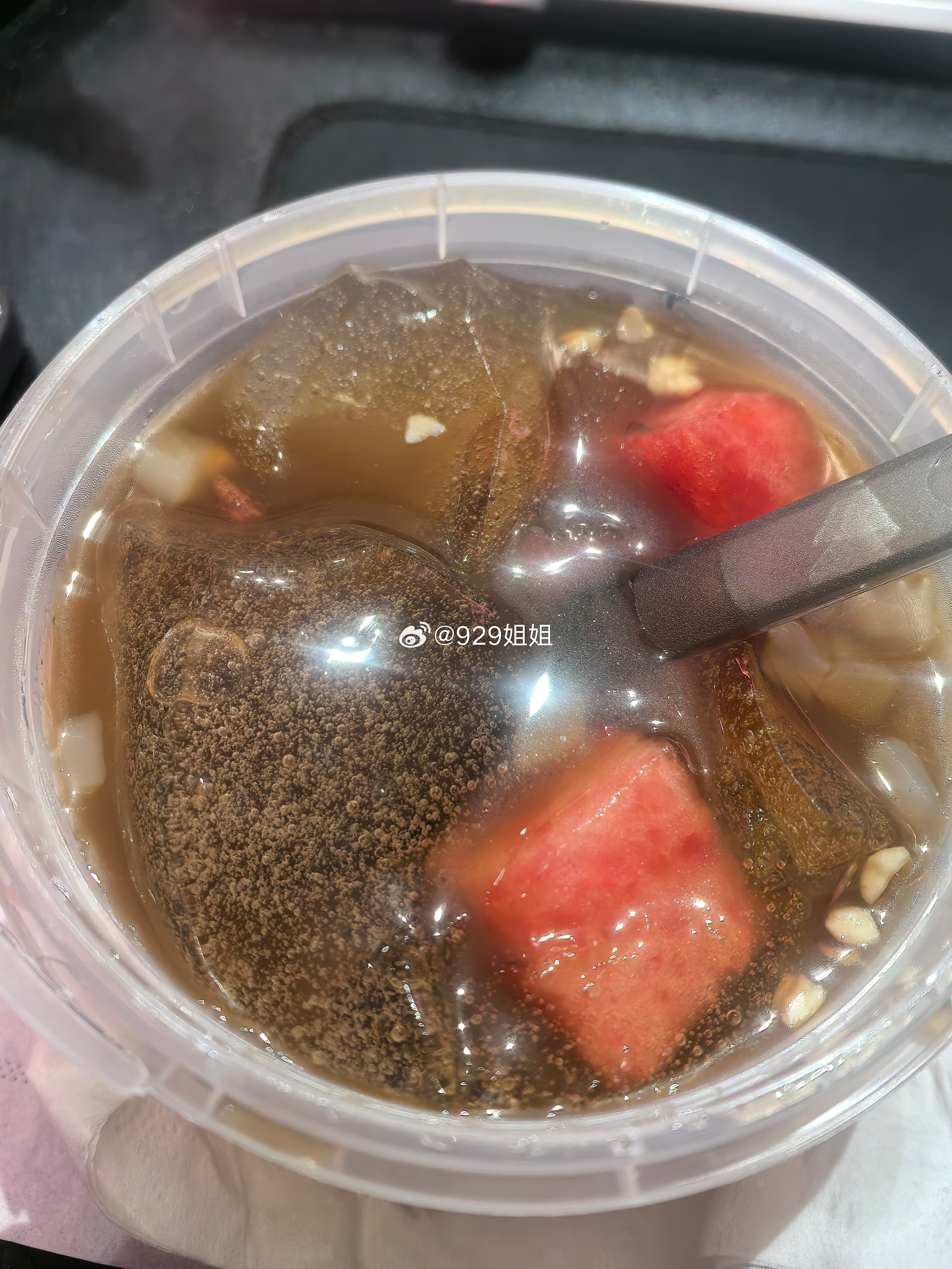 这是正宗的手搓两份哎有气泡的 