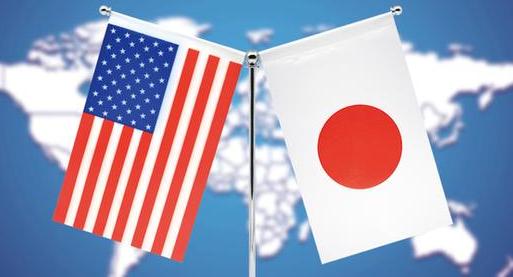 就在中日关系愈演愈烈的时候，一个诡异的现象发生了，现在不仅是美国在给咱们“递刀子