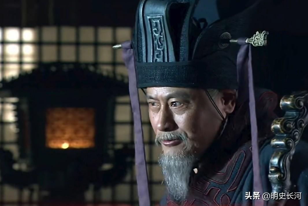 荀彧的一生就是一面镜子。父母守不住底线，孩子就很难走得正。这条值得每一位家长看完