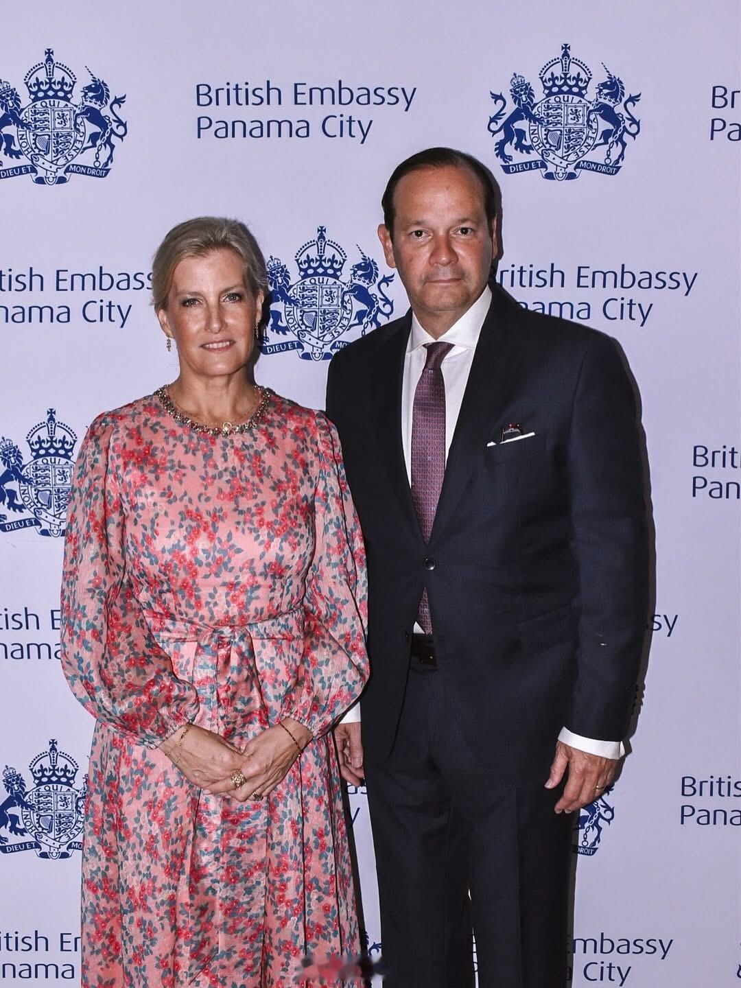 2025年11月14日，爱丁堡公爵夫人苏菲在巴拿马出席招待会，以庆祝英国和巴拿马