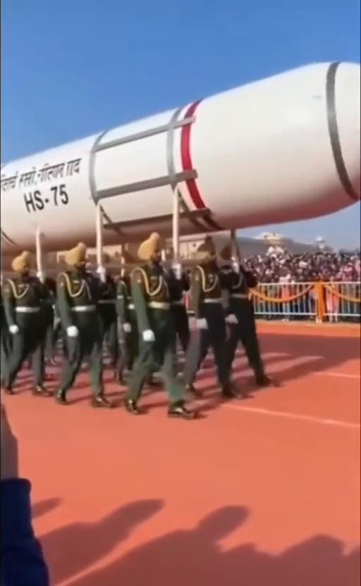 hyper speed missile come on the left，wha