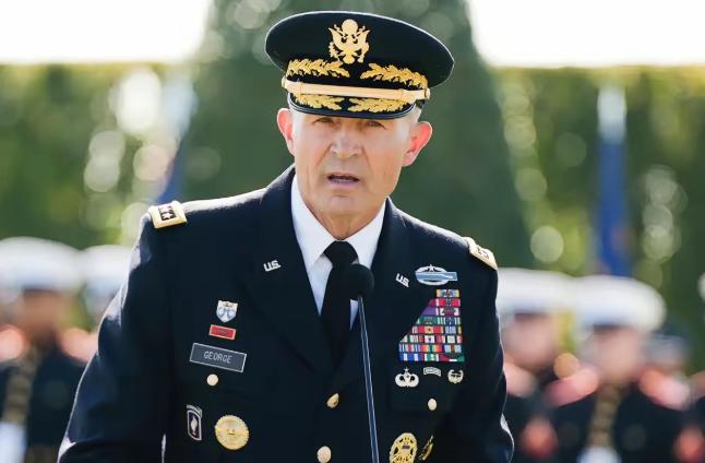 美军地面部队迟迟不入场的原因终于找到了！ 

截止目前，美军在中东已经集结了超过