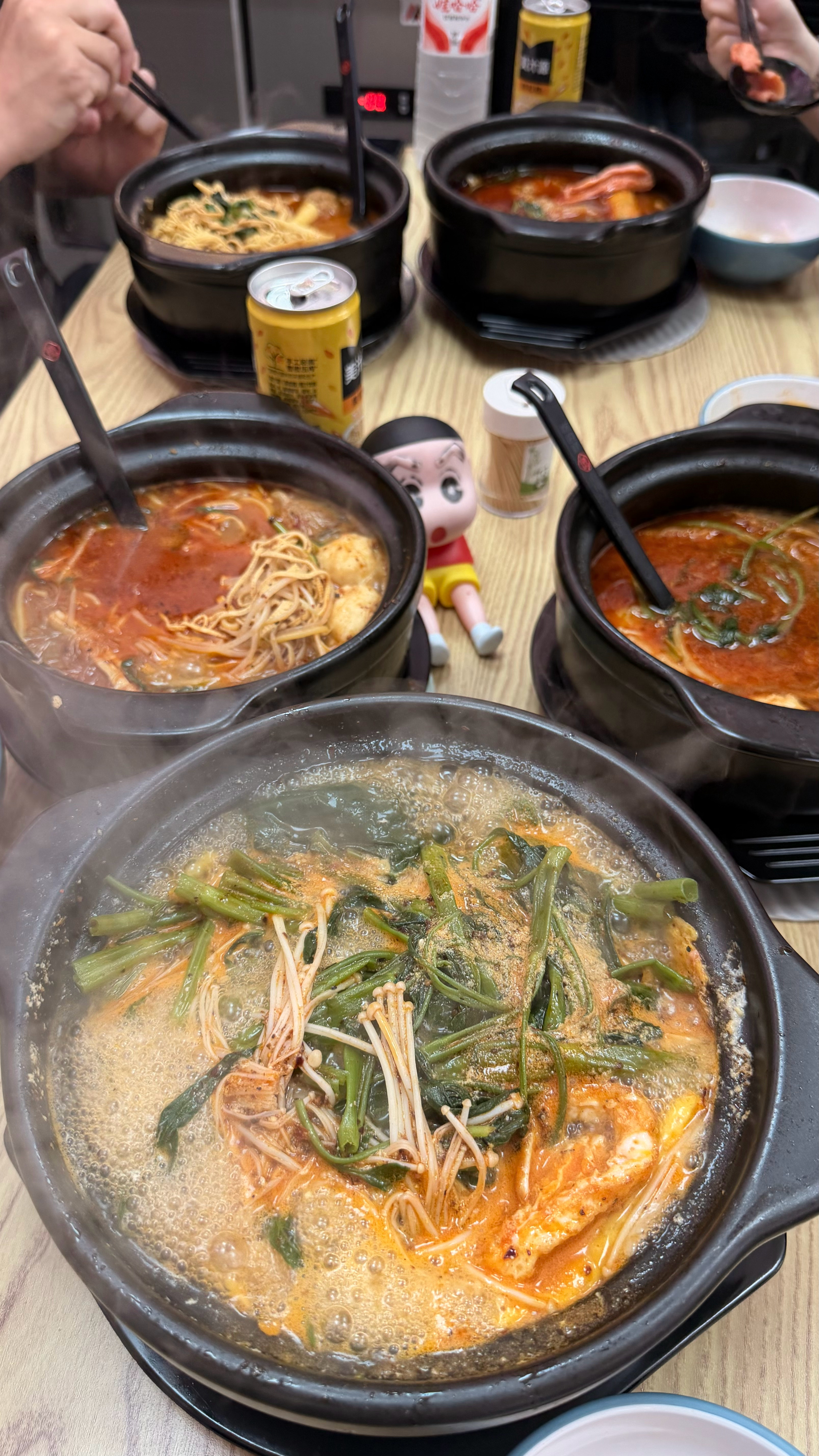 吃了，中午吃的雷霆麻辣烫 
