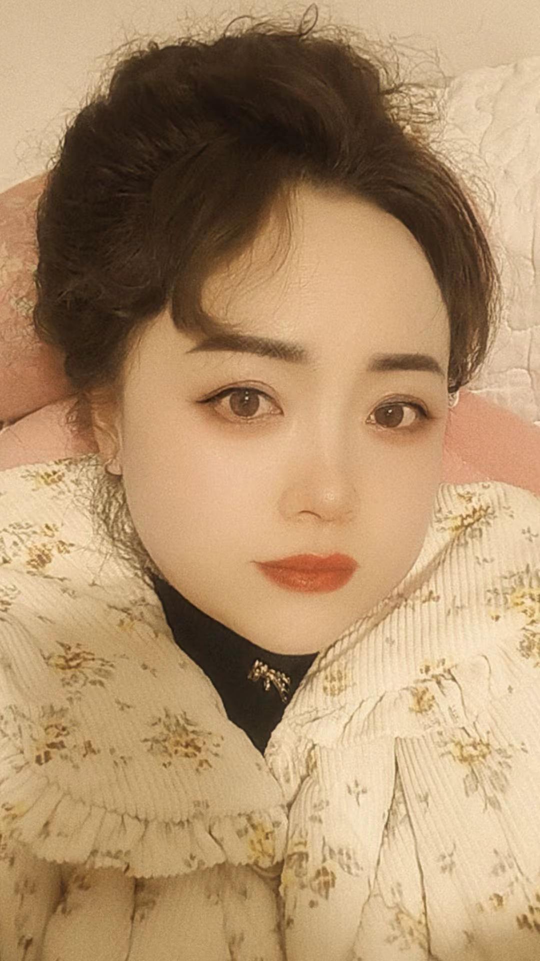 生活再难，美颜还是得开😁😁