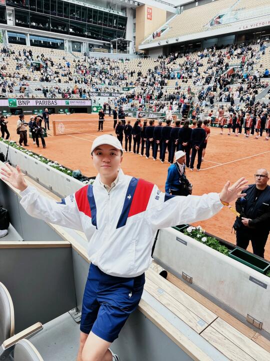 🎾让我看看是谁今天在法网男单决赛的现场？