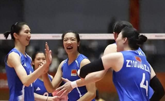 巅峰对决！中国女排迎战日本女排，金牌之战一触即