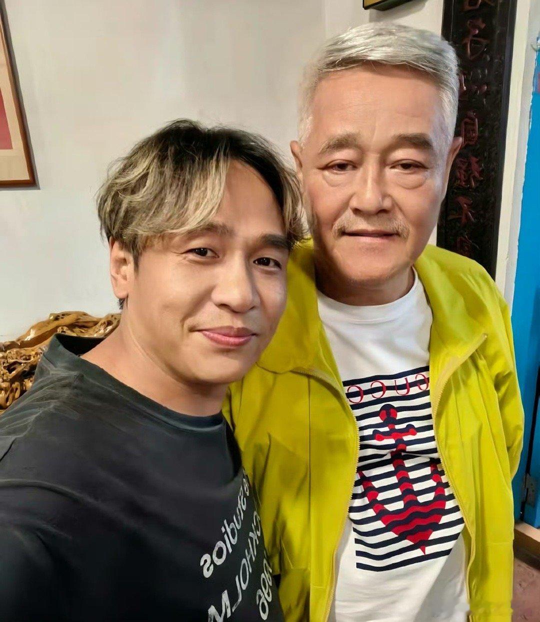 内娱唯一说微调结果没人信的人微调之后这么感觉越来越像王嘉尔（bushi