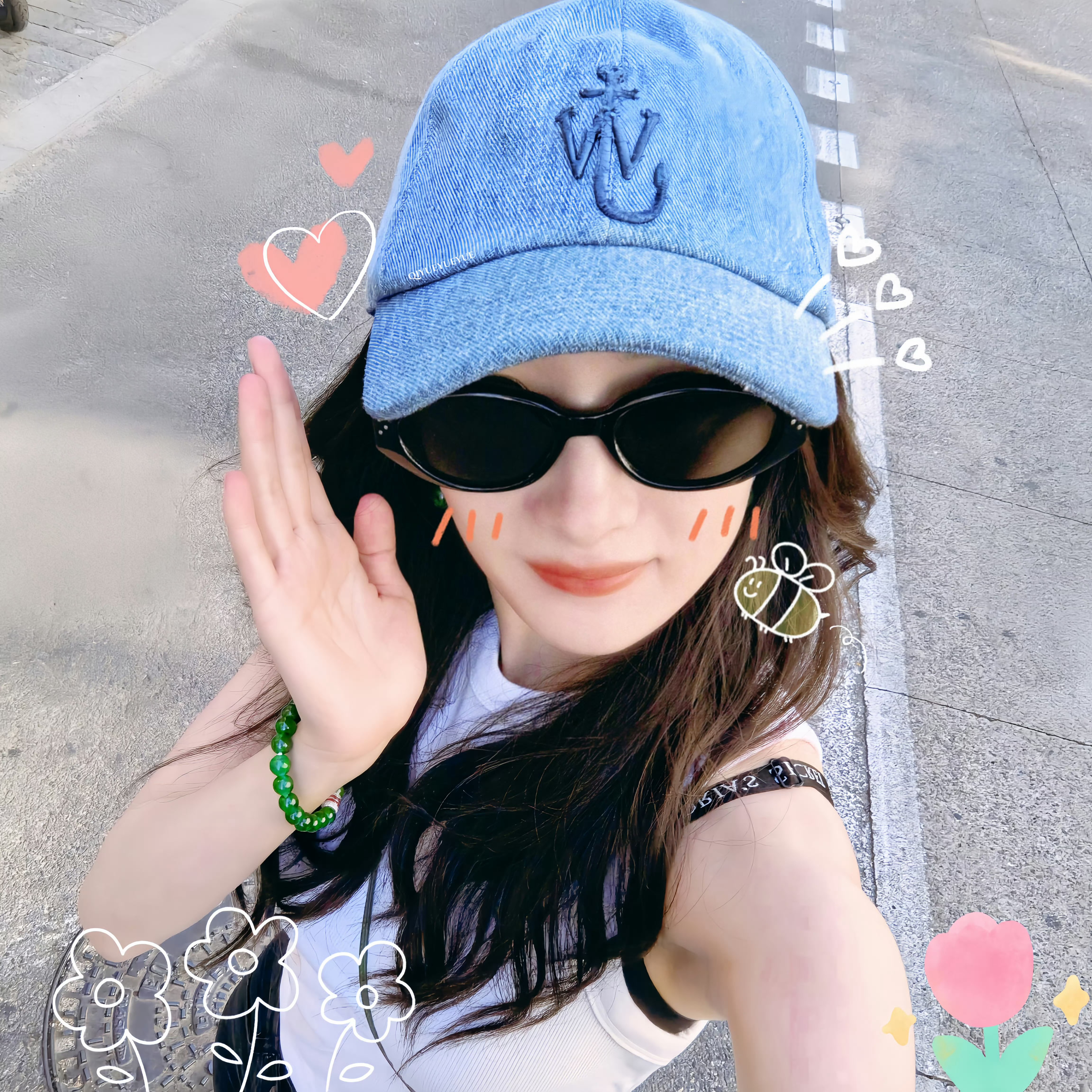 天菩萨知道我多久没见过此种小狐自拍了杨幂冯湮儿杨幂冯娷