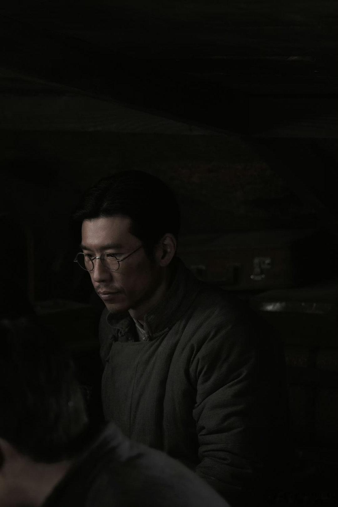 王骁最佳男配角王骁金鸡百花双料电影人 王骁拿下第38届大众电影百花奖最佳男配角，