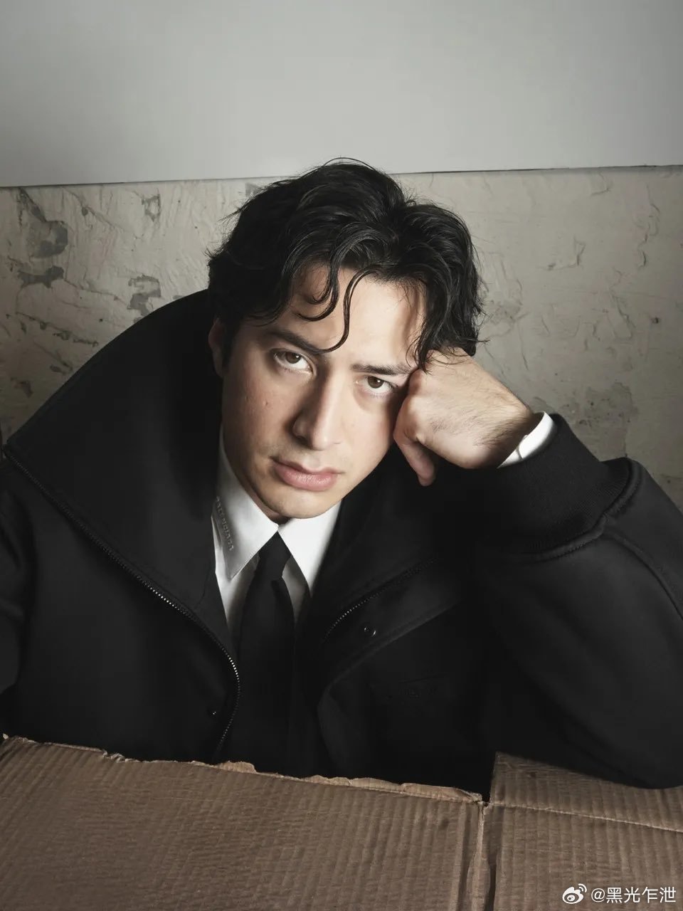 据外网数据统计，巴黎时装周期间Balenciaga在互联网讨论度位居所有品牌前四