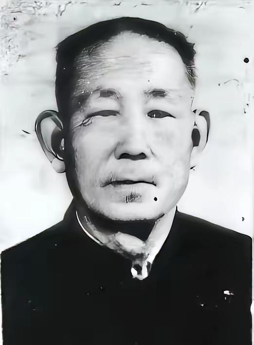 1944年，伪军头子莫正民，决定率部起义，投奔八路军，谁知这时，日军中队长打来电