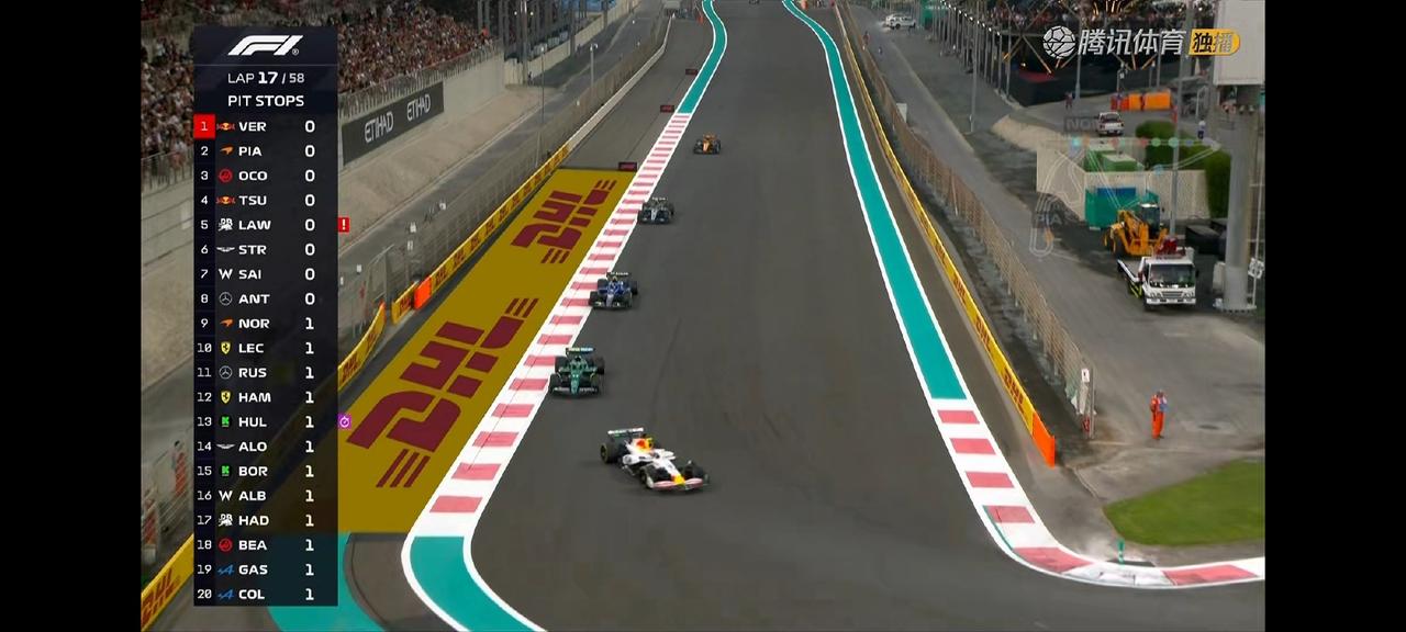 17/58：诺里斯和勒克莱尔同时完成进站，两人在拉塞尔身前出站。
18/58
诺