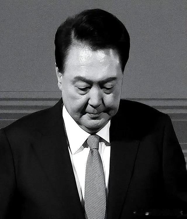 尹锡悦的“牢底坐穿”命运？韩国总统宿命再轮回！
 
“尹锡悦会被判几年？他的结局