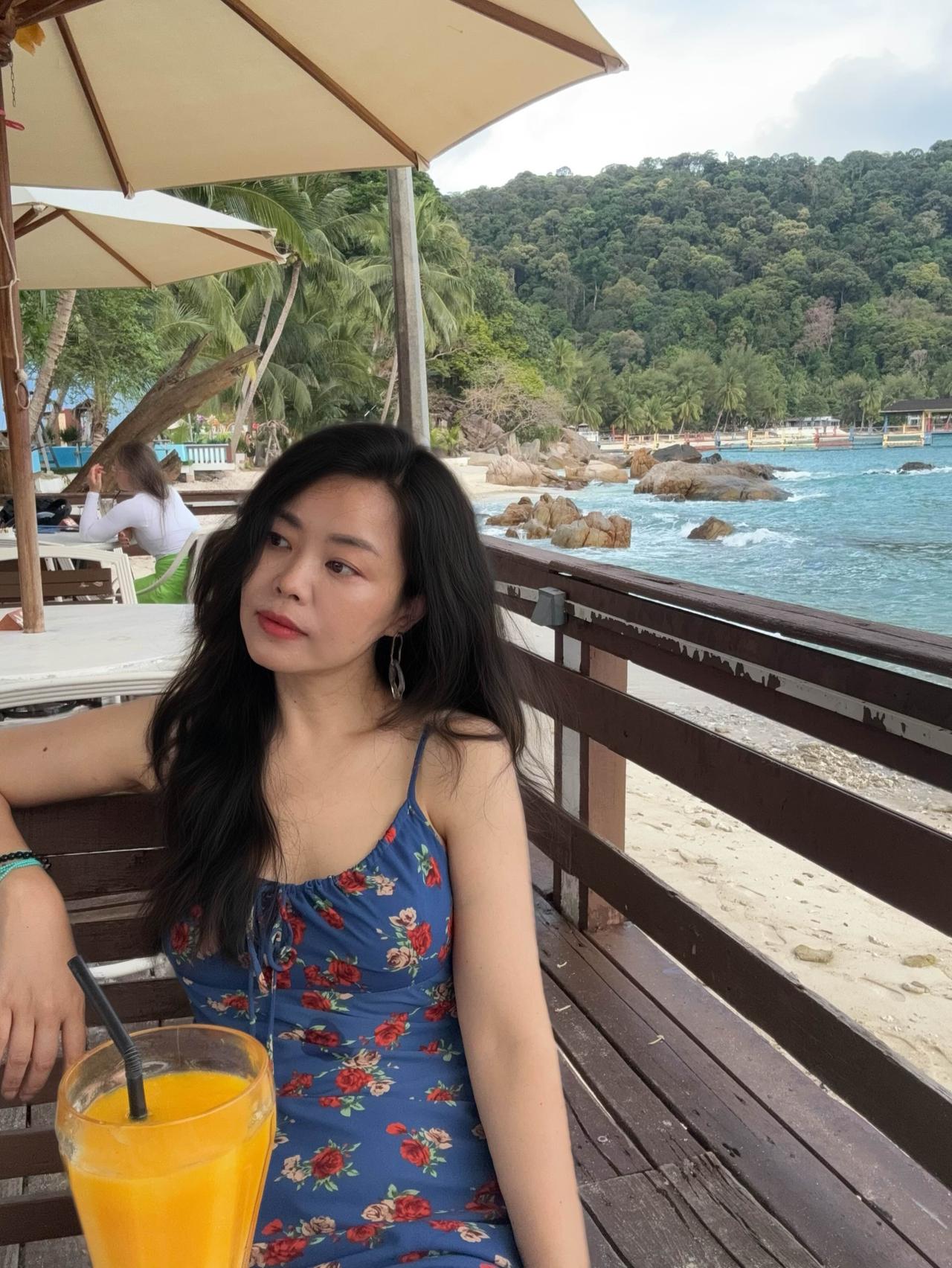 以前一直害怕舟车太劳顿，所以很多需要转机转船的美岛都错过了。

今年已经48，再