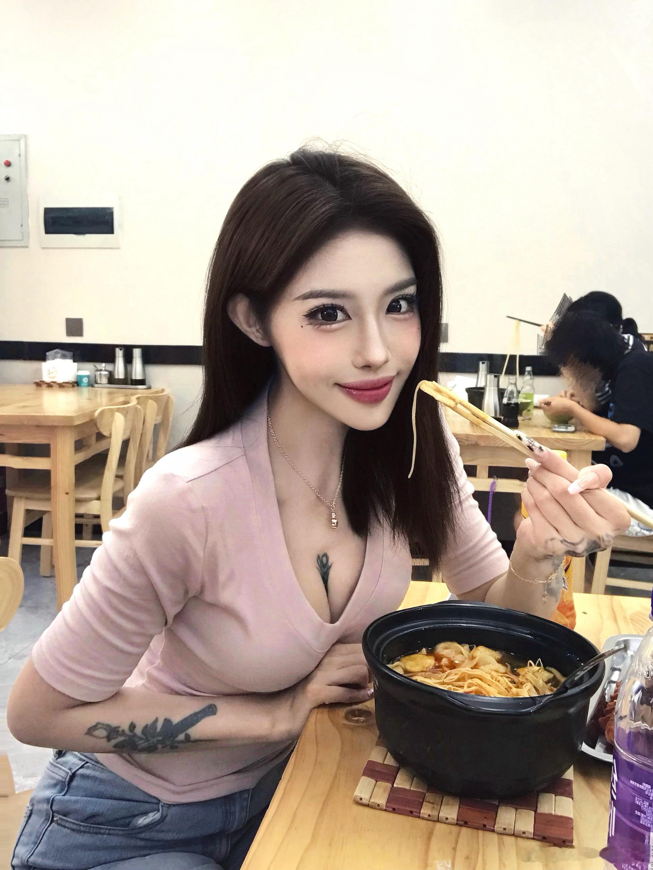 好吃好吃 