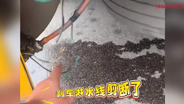 “坏的没边了！”，甘肃平凉，安徽大货车司机到外地拉货，一觉醒来无意中发现自己货车